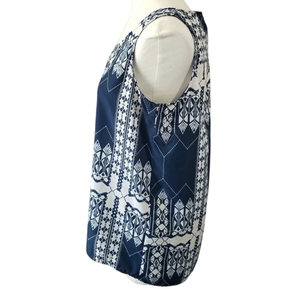 Olive & Oak size large navy & cream top Aztec design scoop neck back zipper EUC - Picture 3 of 14